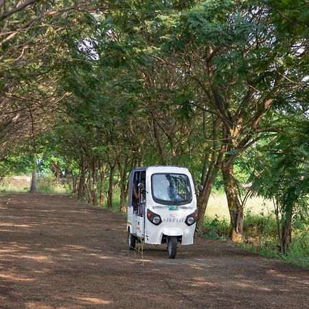 Sterling Stolen Heaven Lonavala Hotel Kültér fotó