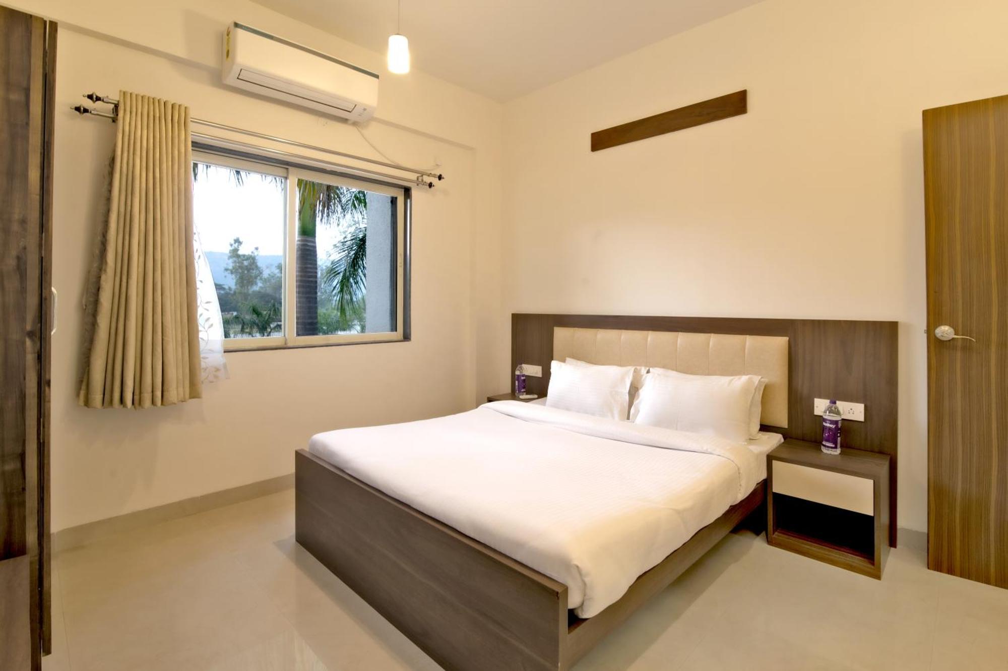 Sterling Stolen Heaven Lonavala Hotel Szoba fotó