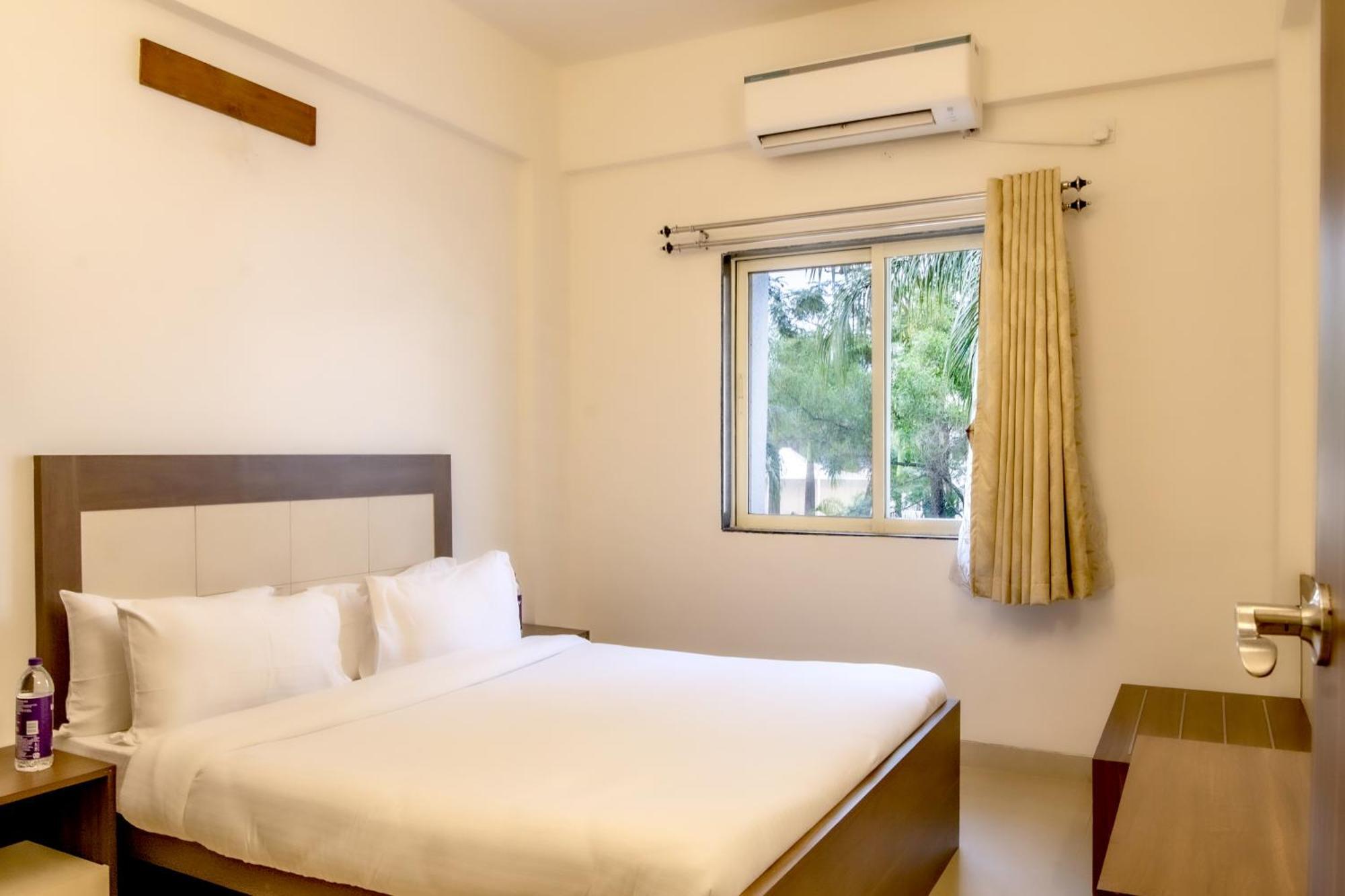 Sterling Stolen Heaven Lonavala Hotel Szoba fotó