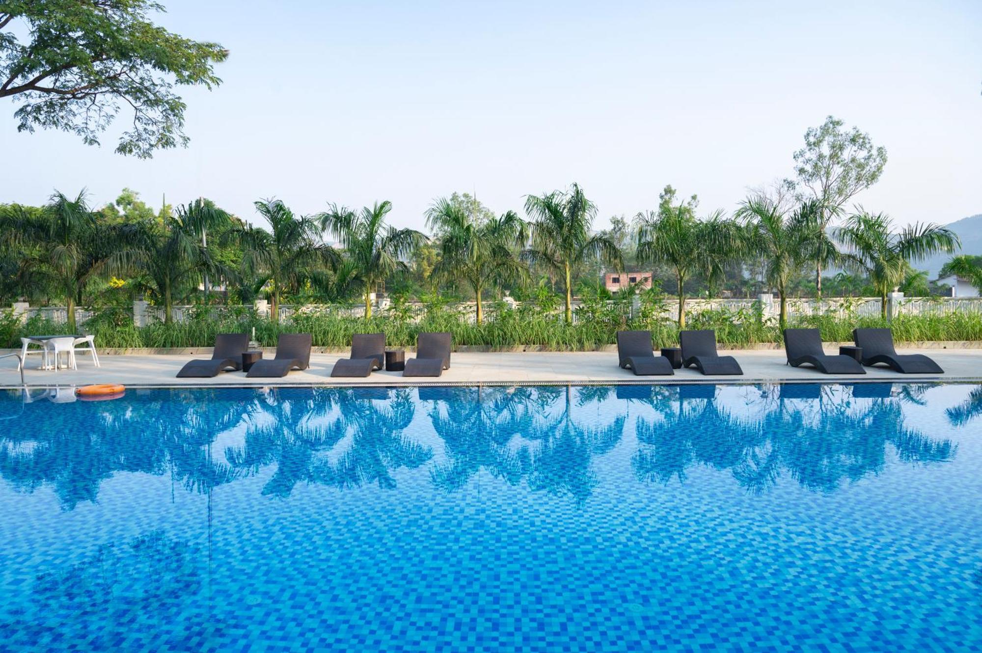 Sterling Stolen Heaven Lonavala Hotel Kültér fotó